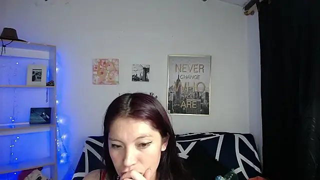 Snapshot of Sian__1 chatting on 2, 12, 2024 Sian 1 online show from 2, 12, 2024