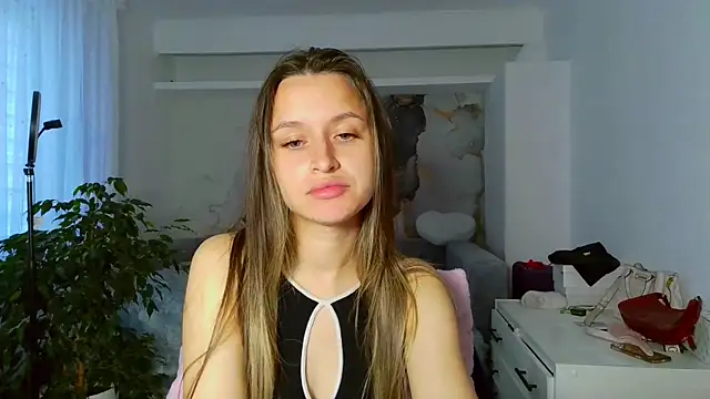 Submissive love online show from 3, 6, 2026