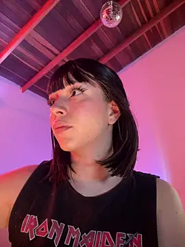 Snapshot of sweeet_peach chatting on 12, 5, 2026 sweeet peach online show from 12, 5, 2026