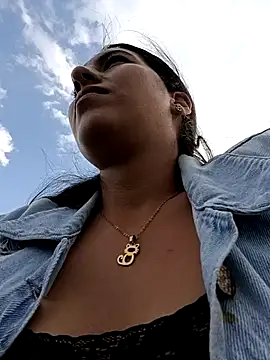 Bonny Klote online show from 15, 3, 2025