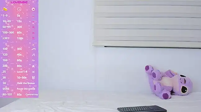 Snapshot of _violetadulce chatting on 23, 12, 2024 violetadulce online show from 23, 12, 2024