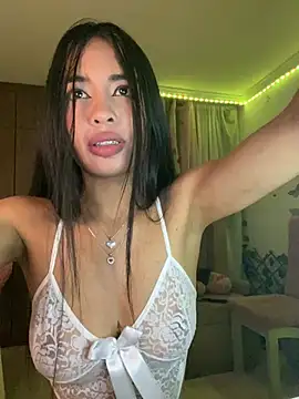 lina pink online show from 16, 3, 2025