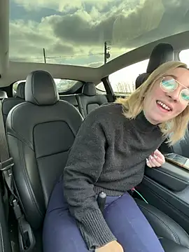 Giuliana baby online show from 4, 4, 2026