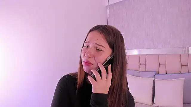 Snapshot of Roxie-Summers11 chatting on 24, 1, 2025 Roxie-Summers11 online show from 24, 1, 2025