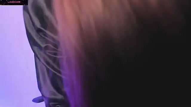 Snapshot of Roxie-Summers11 chatting on 8, 2, 2025 Roxie-Summers11 online show from 8, 2, 2025