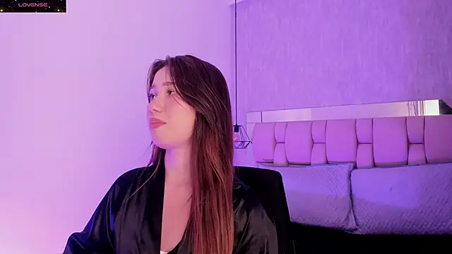 Snapshot of Roxie-Summers11 chatting on 10, 2, 2025 Roxie-Summers11 online show from 10, 2, 2025