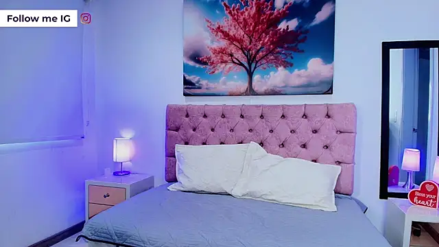 Emma monserrat online show from 16, 3, 2026