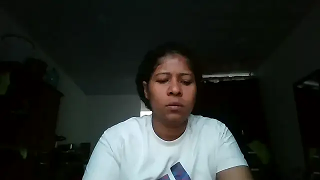 Snapshot of Ivon-09 chatting on 1, 11, 2025 Ivon-09 online show from 1, 11, 2025