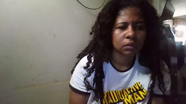 Snapshot of Ivon-09 chatting on 6, 11, 2025 Ivon-09 online show from 6, 11, 2025