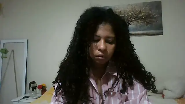 Snapshot of Ivon-09 chatting on 6, 6, 2026 Ivon-09 online show from 6, 6, 2026