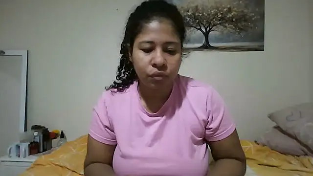 Snapshot of Ivon-09 chatting on 18, 6, 2026 Ivon-09 online show from 18, 6, 2026