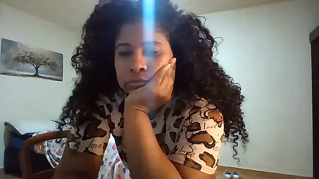 Snapshot of Ivon-09 chatting on 24, 6, 2026 Ivon-09 online show from 24, 6, 2026
