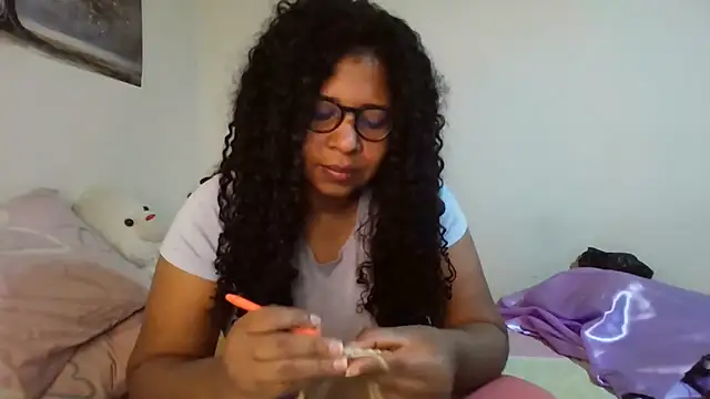 Snapshot of Ivon-09 chatting on 19, 7, 2026 Ivon-09 online show from 19, 7, 2026