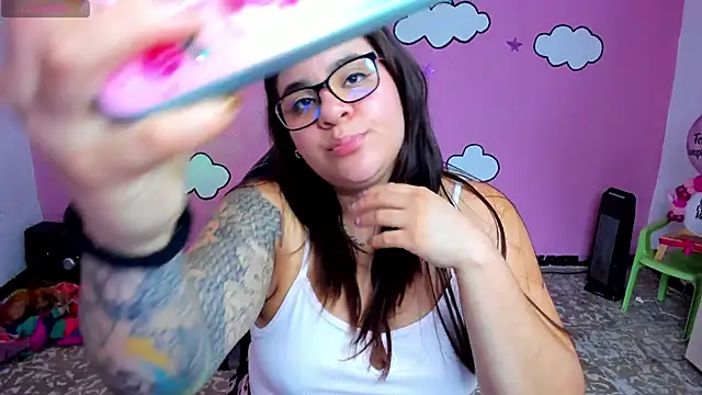 Sharon hils online show from 15, 4, 2026