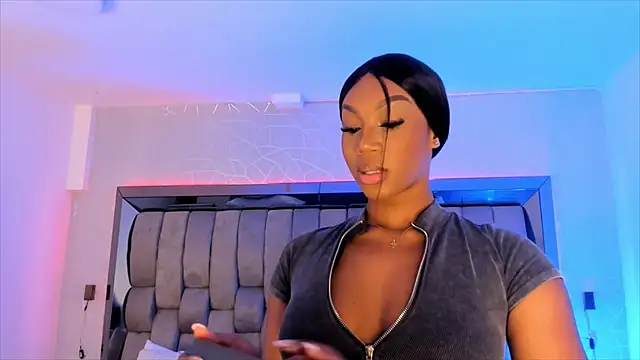 ChaynnaCooper online show from 19, 2, 2025