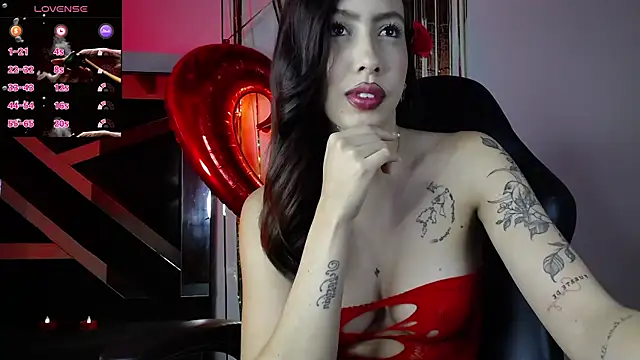 scarlett buttock online show from 15, 2, 2025