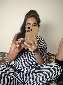 Snapshot of Raat_ki_rani_ chatting on 2, 1, 2025 Raat ki rani online show from 2, 1, 2025