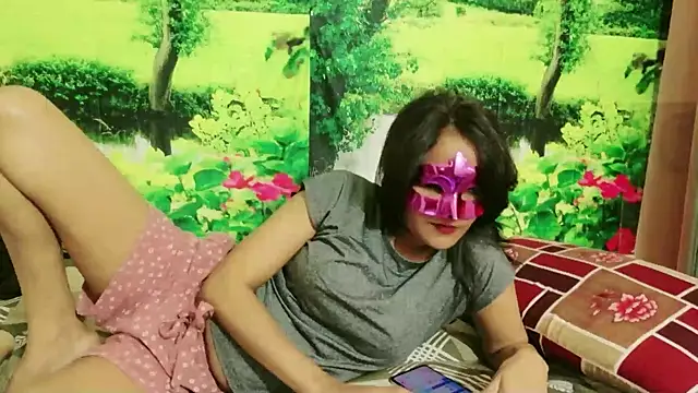 Snapshot of Raat_ki_rani_ chatting on 20, 10, 2025 Raat ki rani online show from 20, 10, 2025