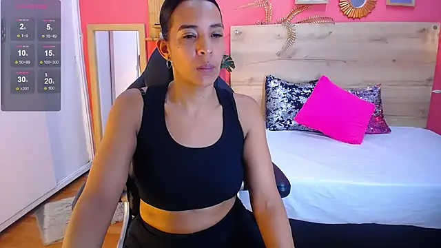 scarlet-foox online show from 4, 3, 2025