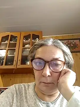 Snapshot of IrinaSweet54 chatting on 18, 12, 2024 IrinaSweet54 online show from 18, 12, 2024