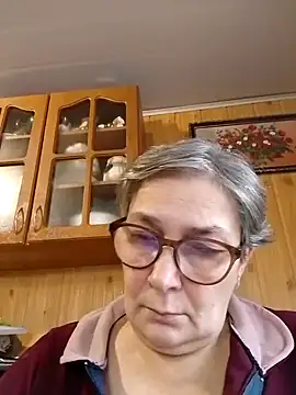 Snapshot of IrinaSweet54 chatting on 5, 1, 2025 IrinaSweet54 online show from 5, 1, 2025