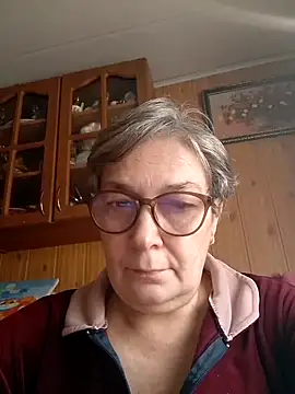 Snapshot of IrinaSweet54 chatting on 6, 1, 2025 IrinaSweet54 online show from 6, 1, 2025