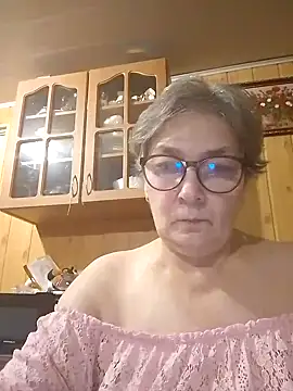 Snapshot of IrinaSweet54 chatting on 1, 2, 2025 IrinaSweet54 online show from 1, 2, 2025