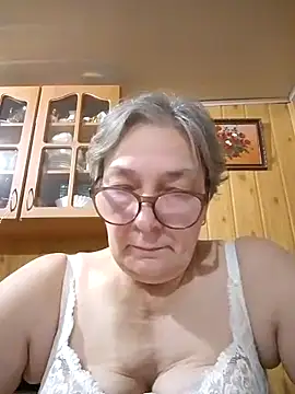 Snapshot of IrinaSweet54 chatting on 4, 2, 2025 IrinaSweet54 online show from 4, 2, 2025