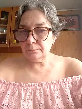 Snapshot of IrinaSweet54 chatting on 12, 2, 2025 IrinaSweet54 online show from 12, 2, 2025