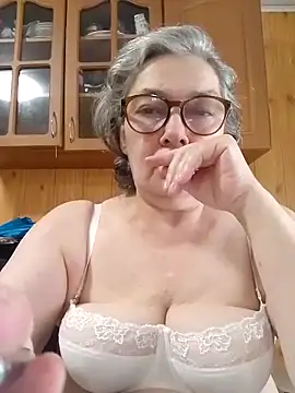 Snapshot of IrinaSweet54 chatting on 27, 6, 2026 IrinaSweet54 online show from 27, 6, 2026