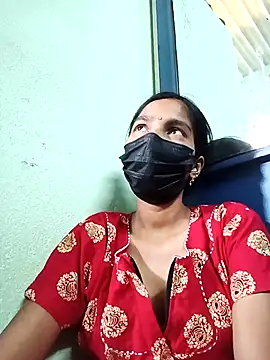 anusiya01 online show from 10, 3, 2025