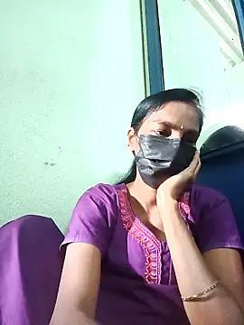 anusiya01 online show from 11, 9, 2025