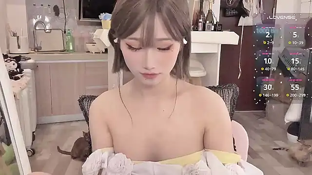 -XunMengLong- online show from 5, 3, 2025