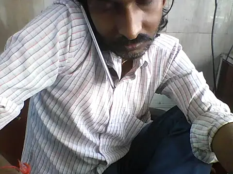 Snapshot of Desi_GfBf chatting on 31, 10, 2025 Desi GfBf online show from 31, 10, 2025