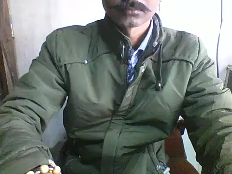 Snapshot of Desi_GfBf chatting on 14, 12, 2025 Desi GfBf online show from 14, 12, 2025