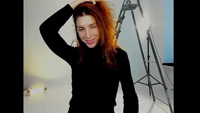 Snapshot of YourSuperModel chatting on 1, 5, 2026 YourSuperModel online show from 1, 5, 2026