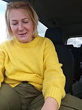 Snapshot of -Schweppes- chatting on 17, 3, 2025 -Schweppes- online show from 17, 3, 2025