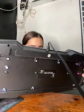 Snapshot of Zara_cum69 chatting on 17, 9, 2025 Zara cum69 online show from 17, 9, 2025