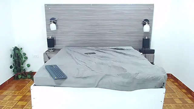 Loony Zion online show from 15, 3, 2025