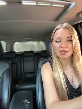 Snapshot of Devill_Angel_ chatting on 12, 9, 2025 Devill Angel online show from 12, 9, 2025