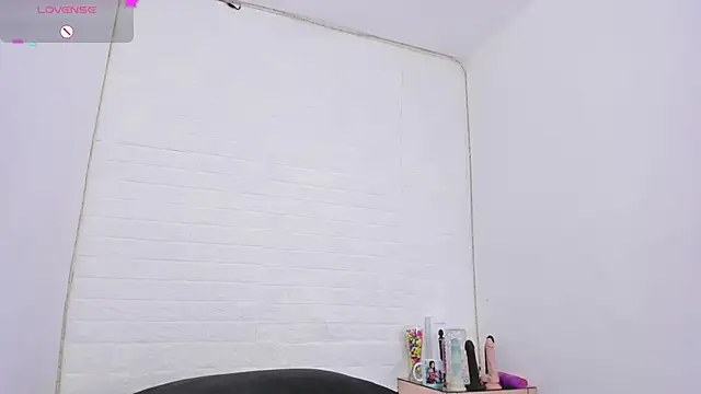 Snapshot of nathally_roses chatting on 20, 2, 2025 nathally roses online show from 20, 2, 2025