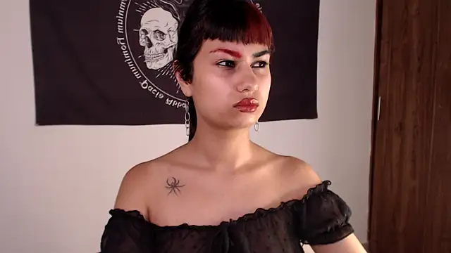 Snapshot of Little-Lucifer chatting on 9, 7, 2026 Little-Lucifer online show from 9, 7, 2026