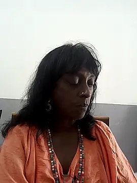 Snapshot of mamakarma1403 chatting on 6, 3, 2025 mamakarma1403 online show from 6, 3, 2025