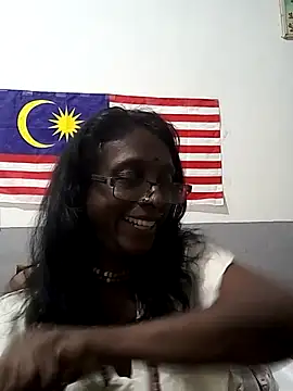 mamakarma1403 online show from 9, 11, 2025