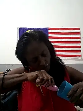 mamakarma1403 online show from 4, 12, 2025