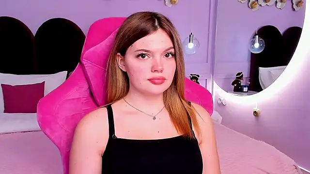 ZaraBloom online show from 30, 1, 2025