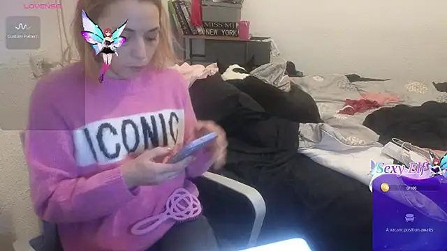 Snapshot of kattleya1407 chatting on 30, 12, 2024 kattleya1407 online show from 30, 12, 2024