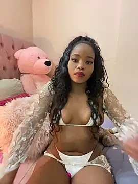 Snapshot of ItsLeyaa chatting on 26, 2, 2025 ItsLeyaa online show from 26, 2, 2025