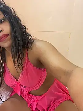 Snapshot of ItsLeyaa chatting on 2, 3, 2025 ItsLeyaa online show from 2, 3, 2025