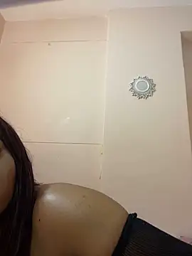 Snapshot of ItsLeyaa chatting on 6, 3, 2025 ItsLeyaa online show from 6, 3, 2025